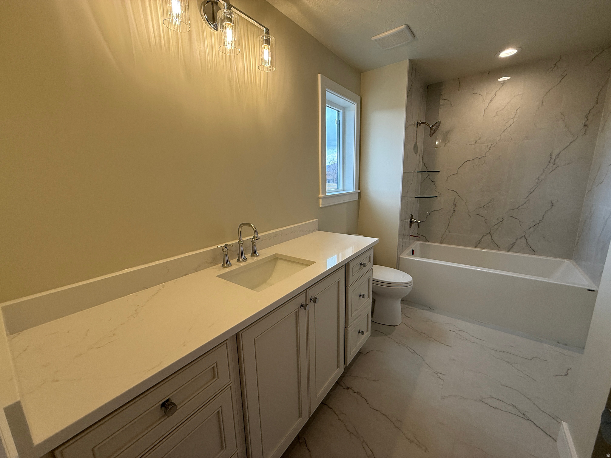 AUTUMN CREST PHASE 1 - Residential