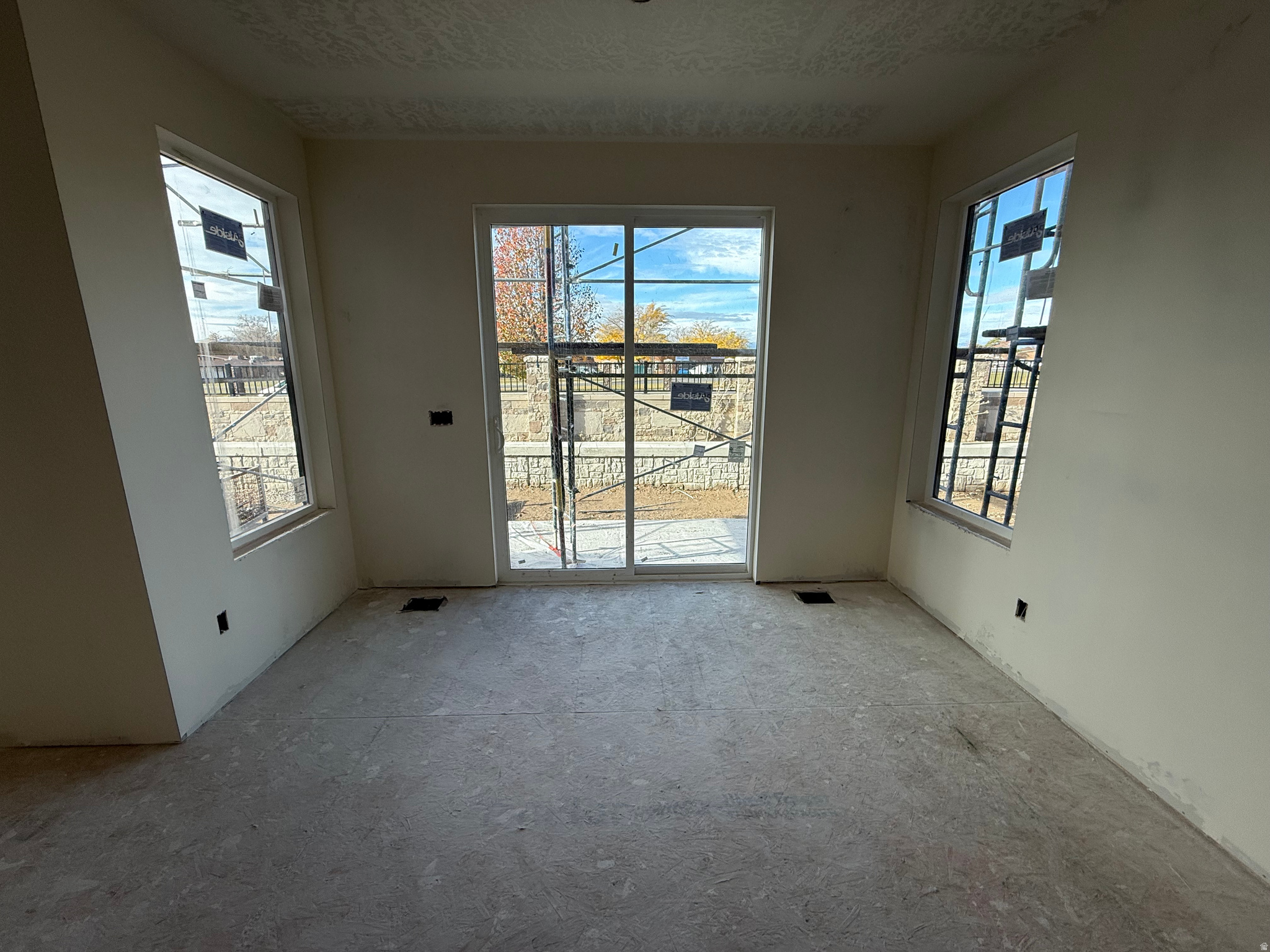 AUTUMN CREST PHASE 1 - Residential