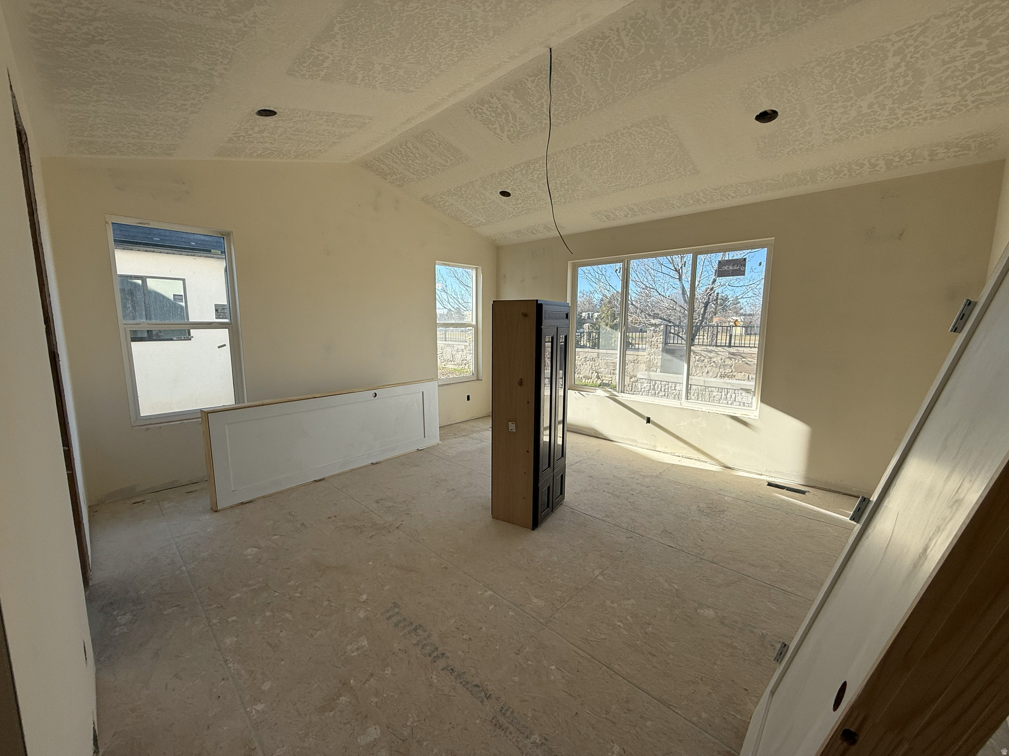 AUTUMN CREST PHASE 1 - Residential