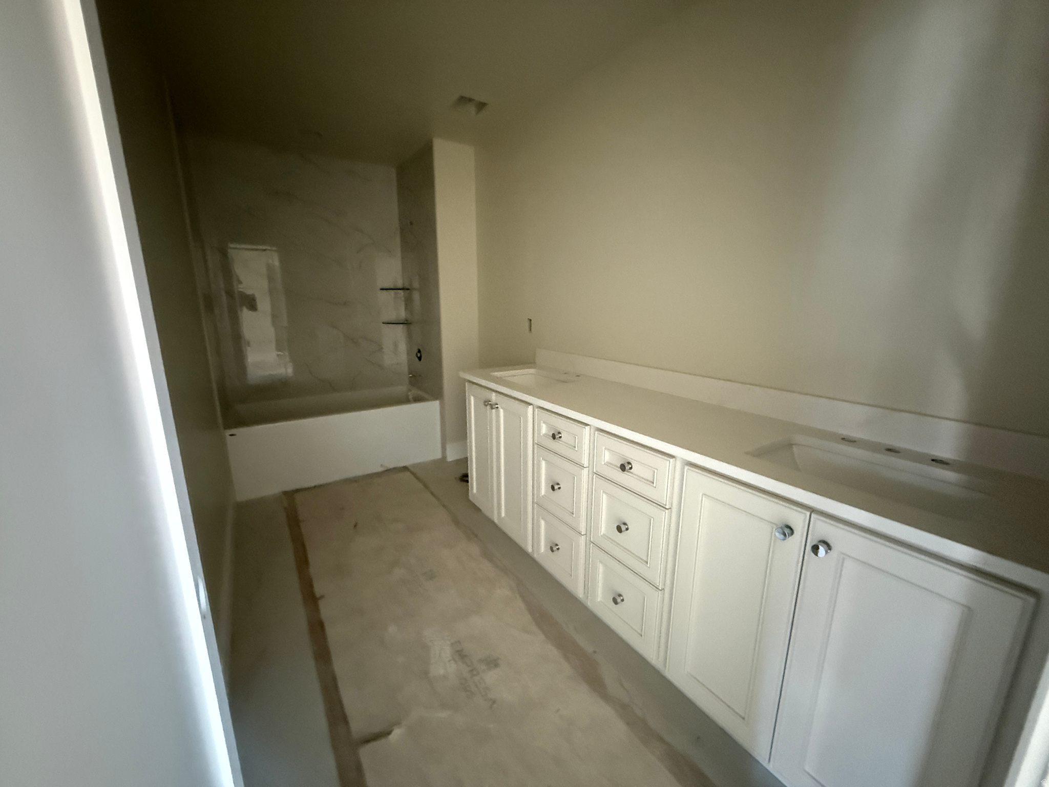 AUTUMN CREST PHASE 1 - Residential