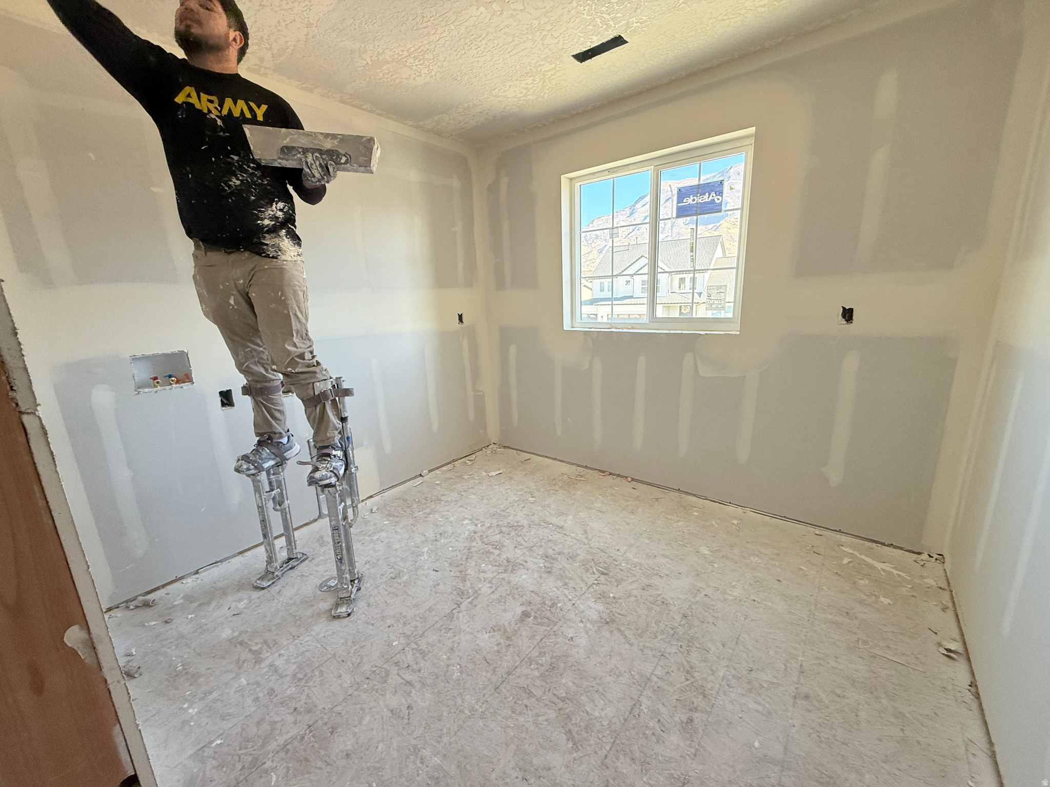 AUTUMN CREST PHASE 1 - Residential