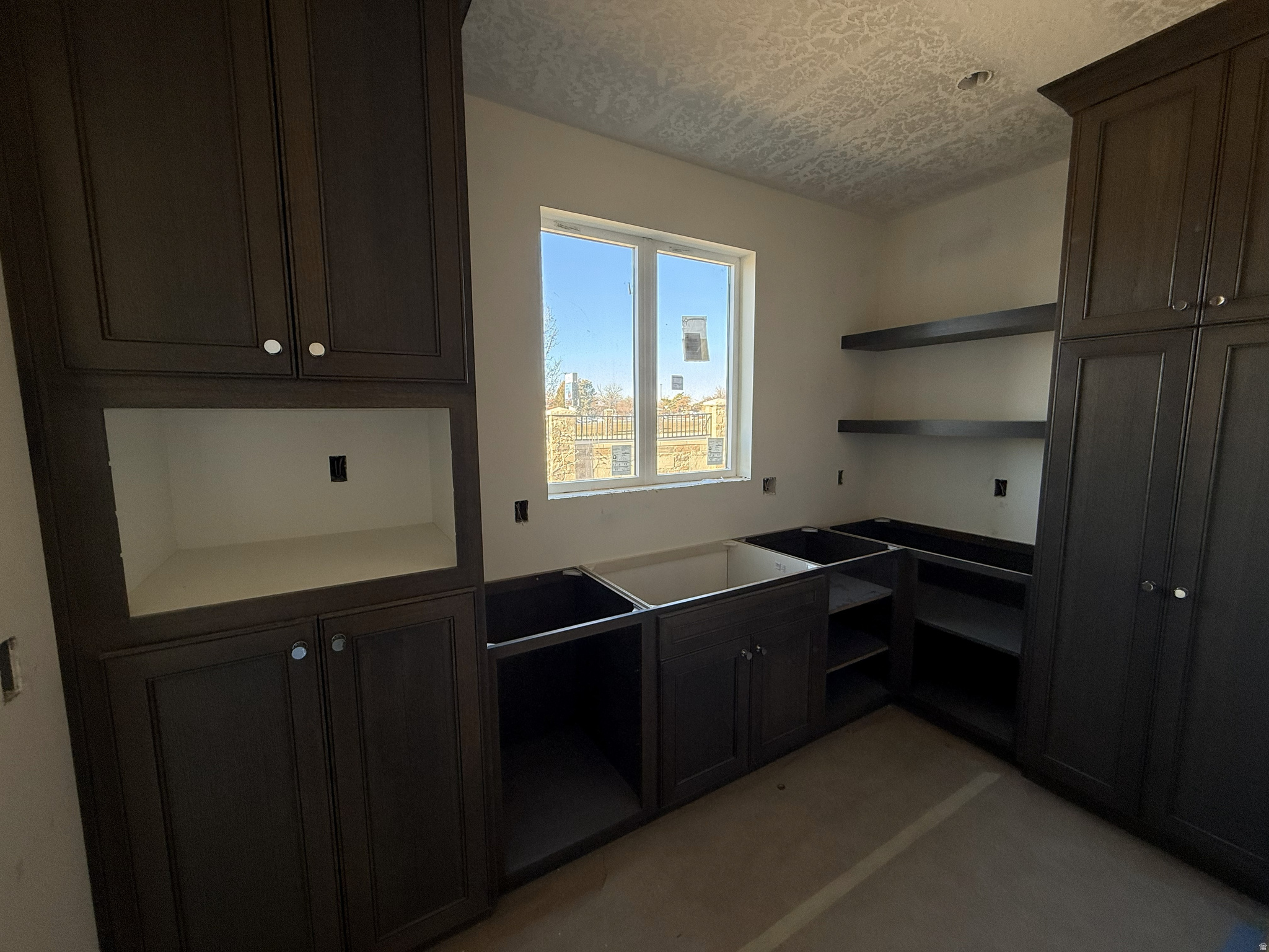 AUTUMN CREST PHASE 1 - Residential