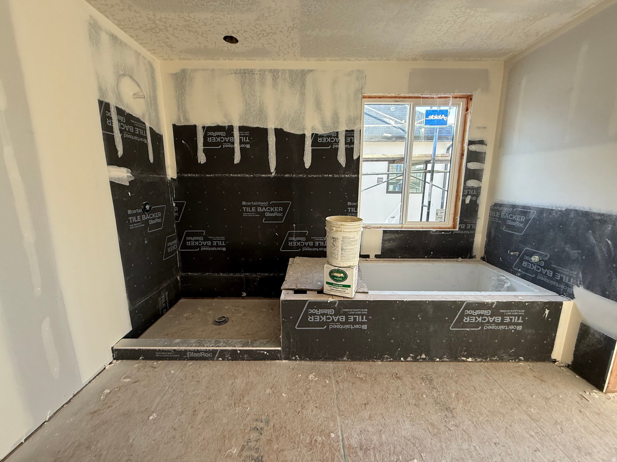 AUTUMN CREST PHASE 1 - Residential