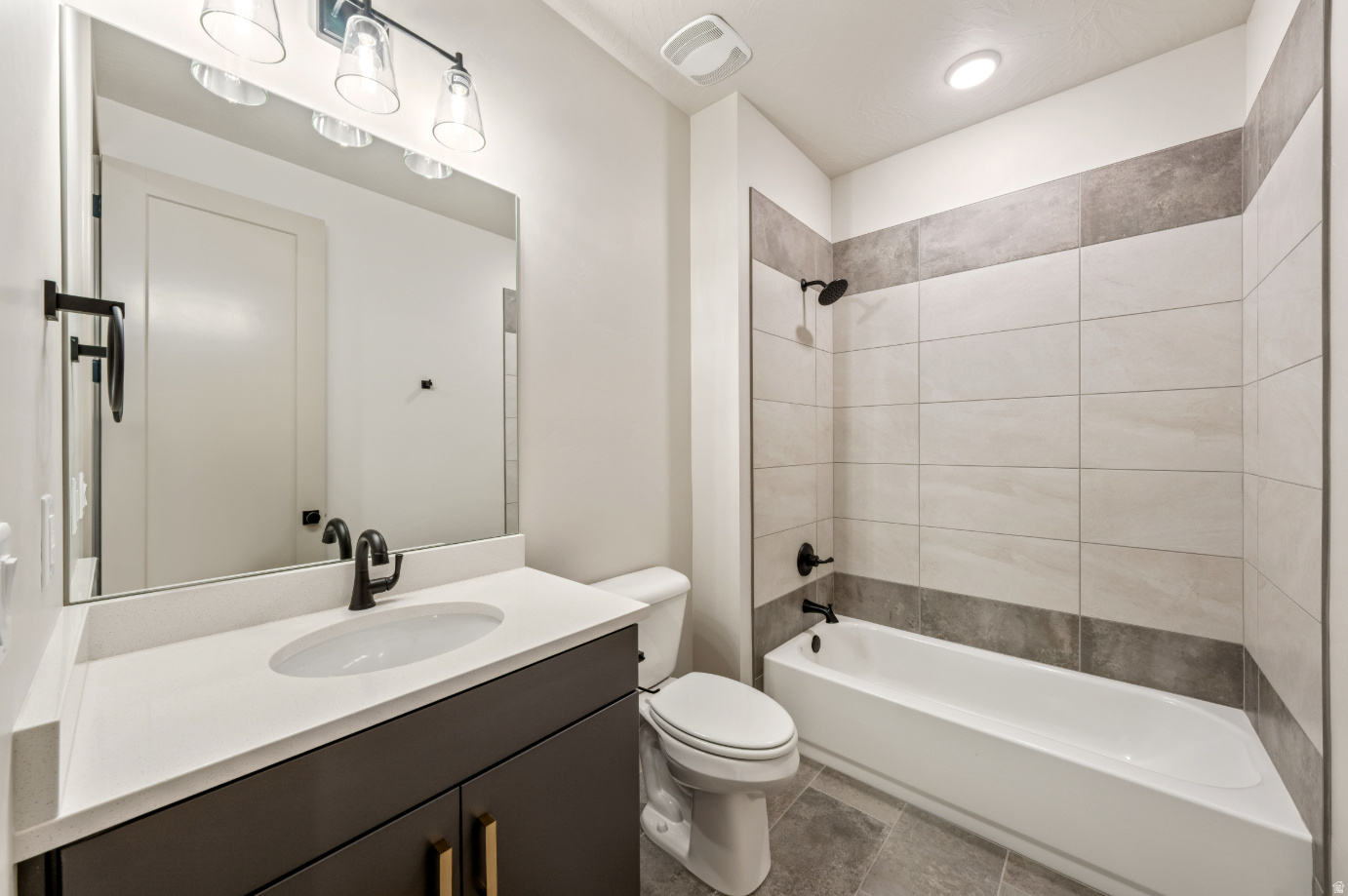 SOLIS AT CORAL CANYON - Residential