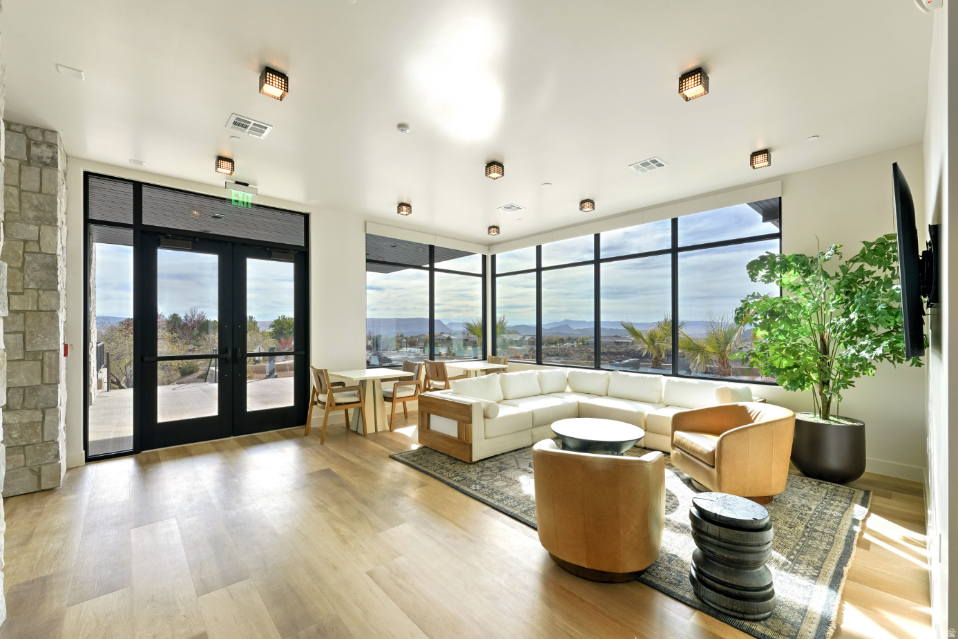 SOLIS AT CORAL CANYON - Residential