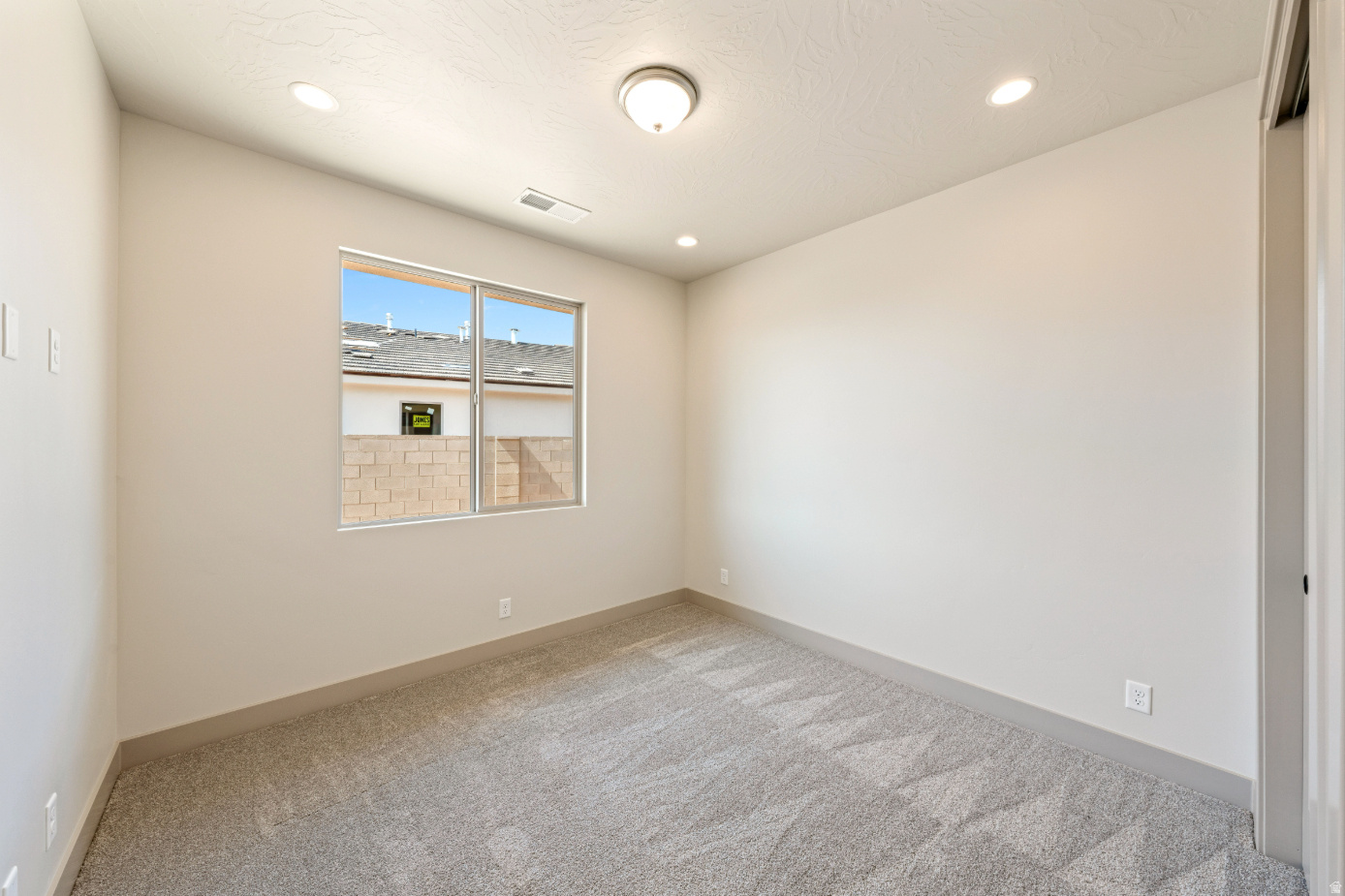 SOLIS AT CORAL CANYON - Residential