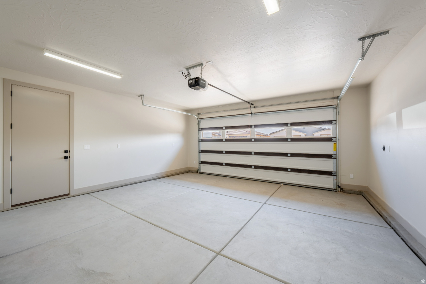 SOLIS AT CORAL CANYON - Residential