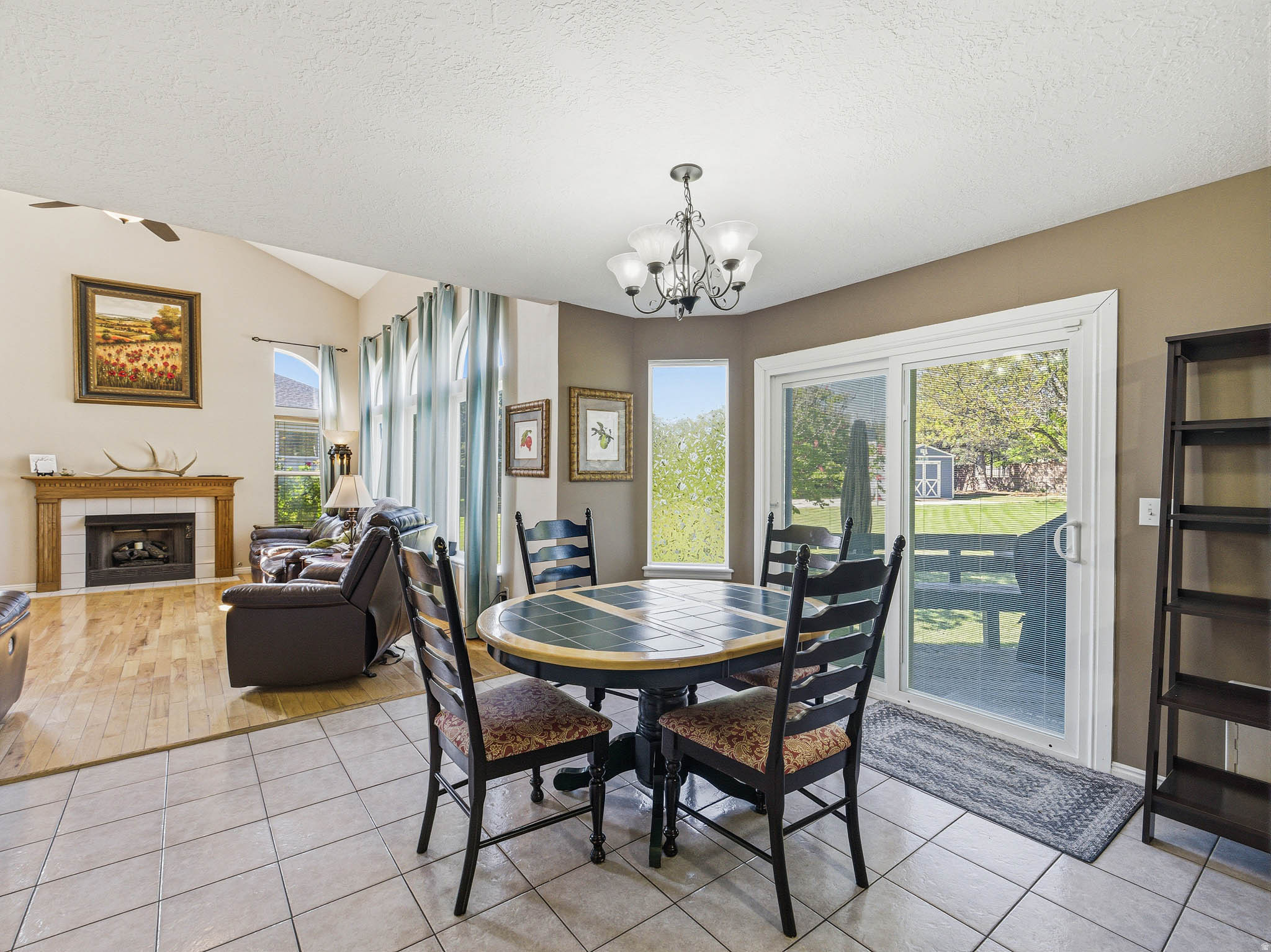 THE SPRUCES - Residential