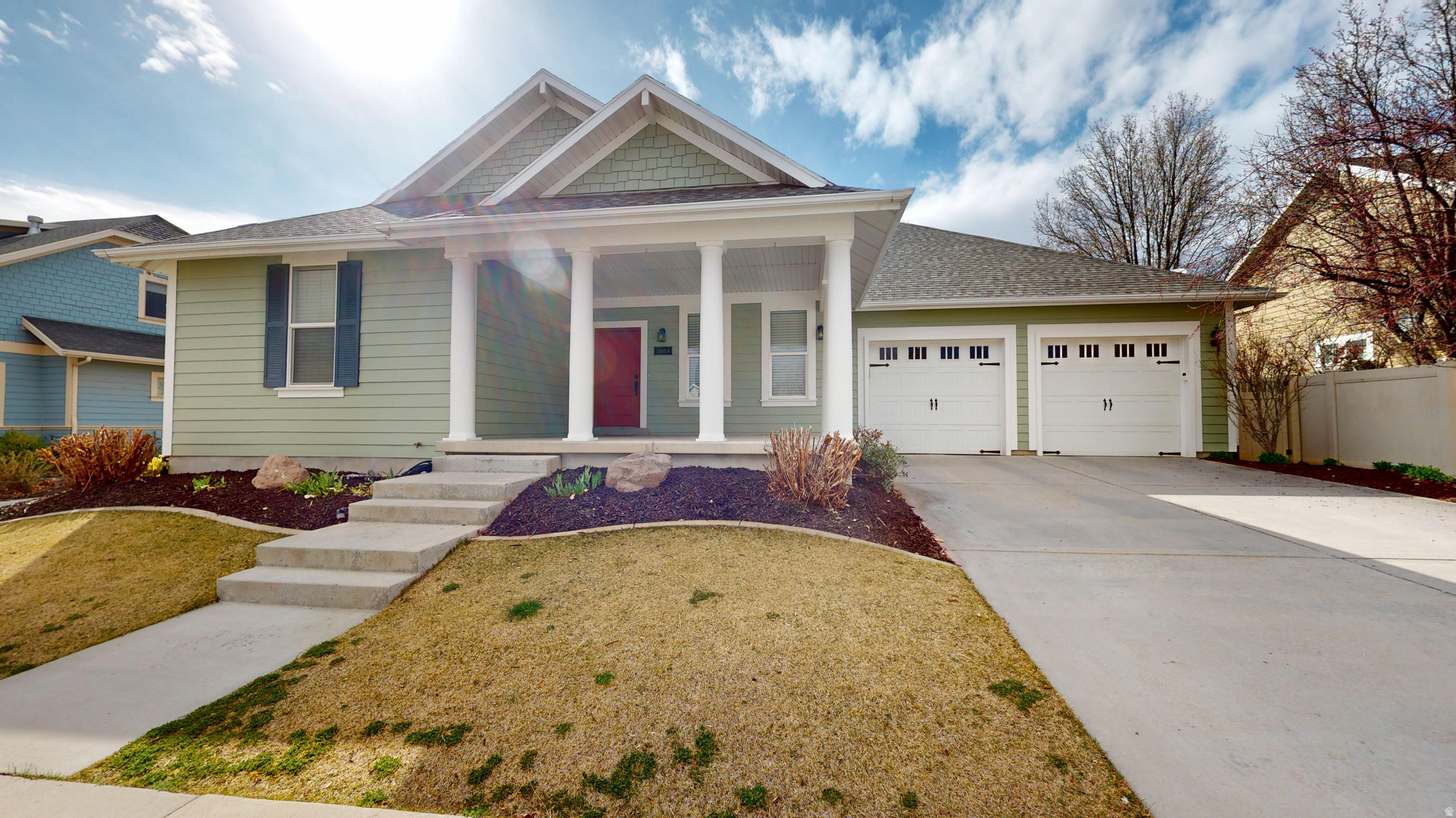 DAYBREAK - Residential