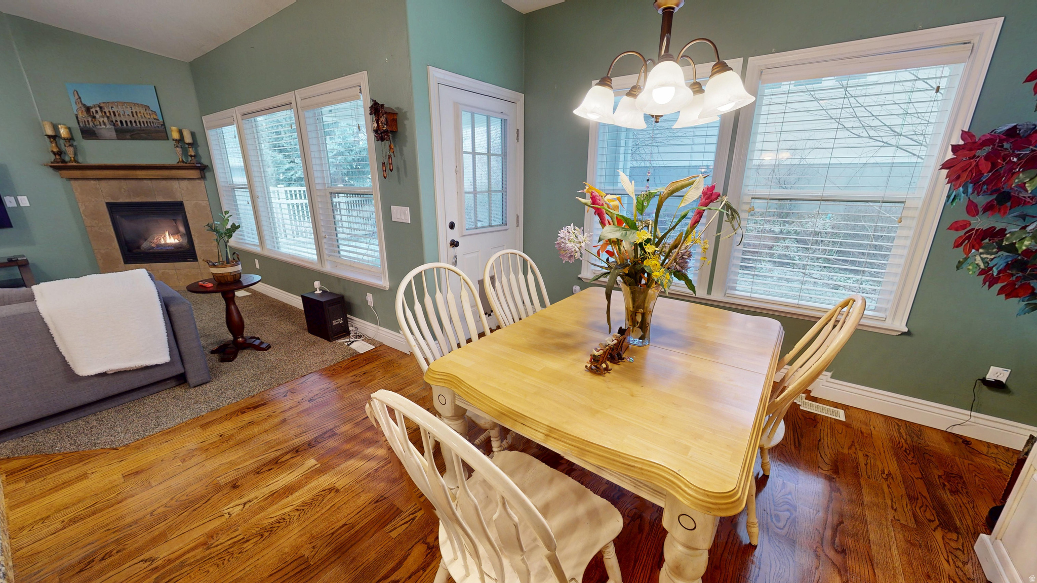 DAYBREAK - Residential