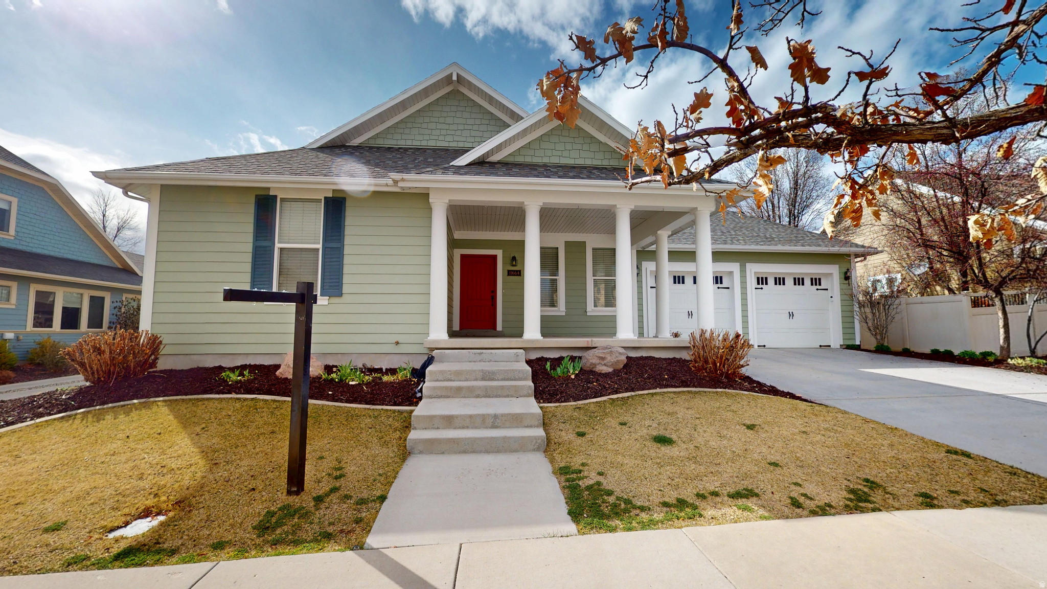 DAYBREAK - Residential