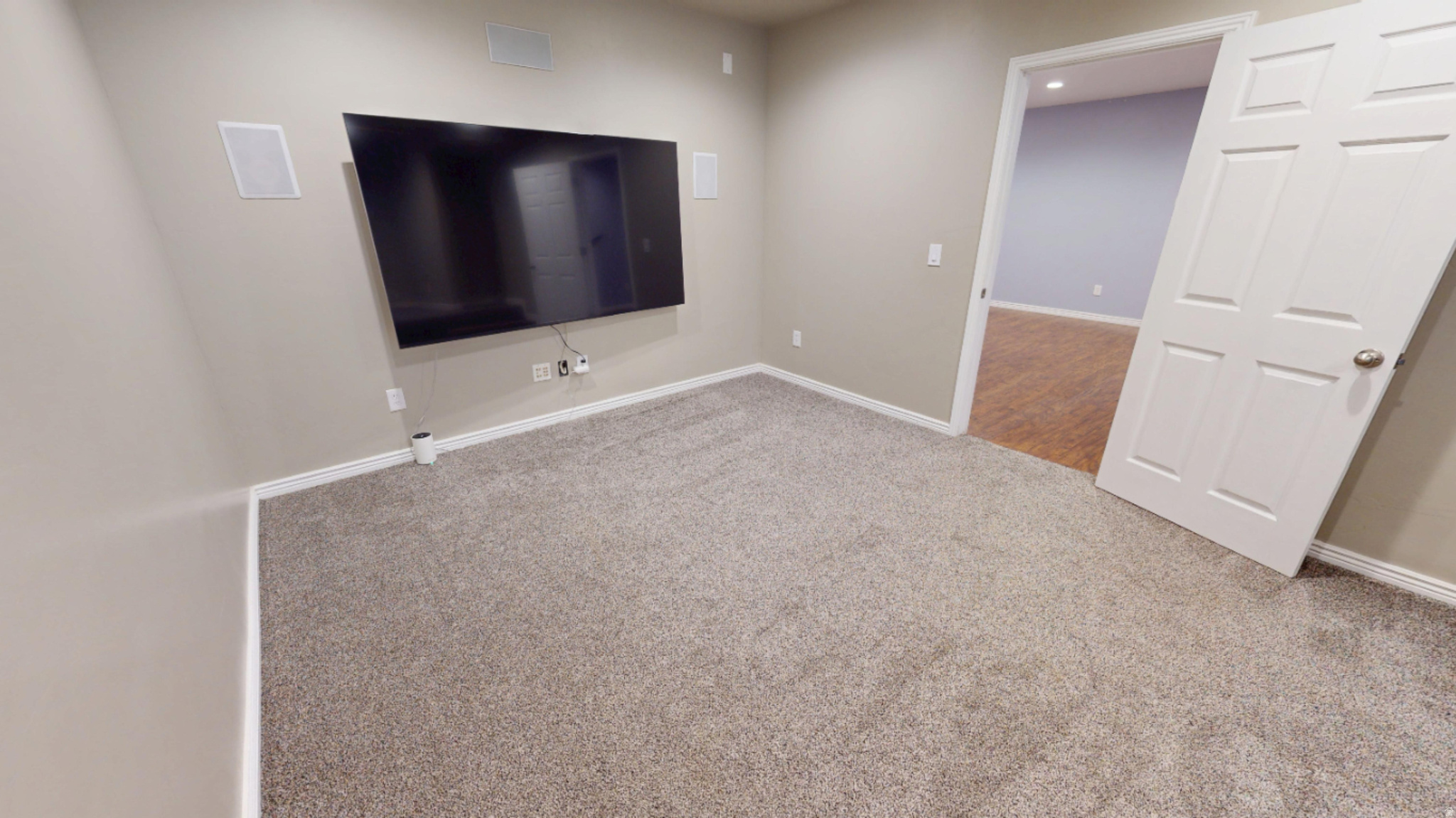 DAYBREAK - Residential