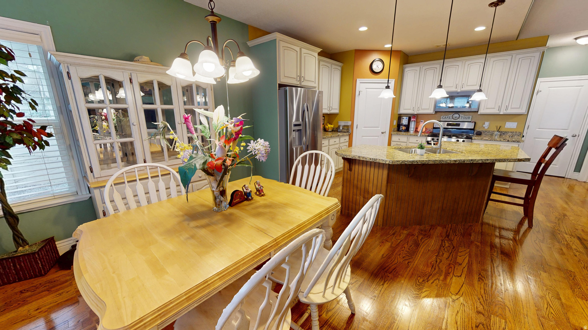 DAYBREAK - Residential