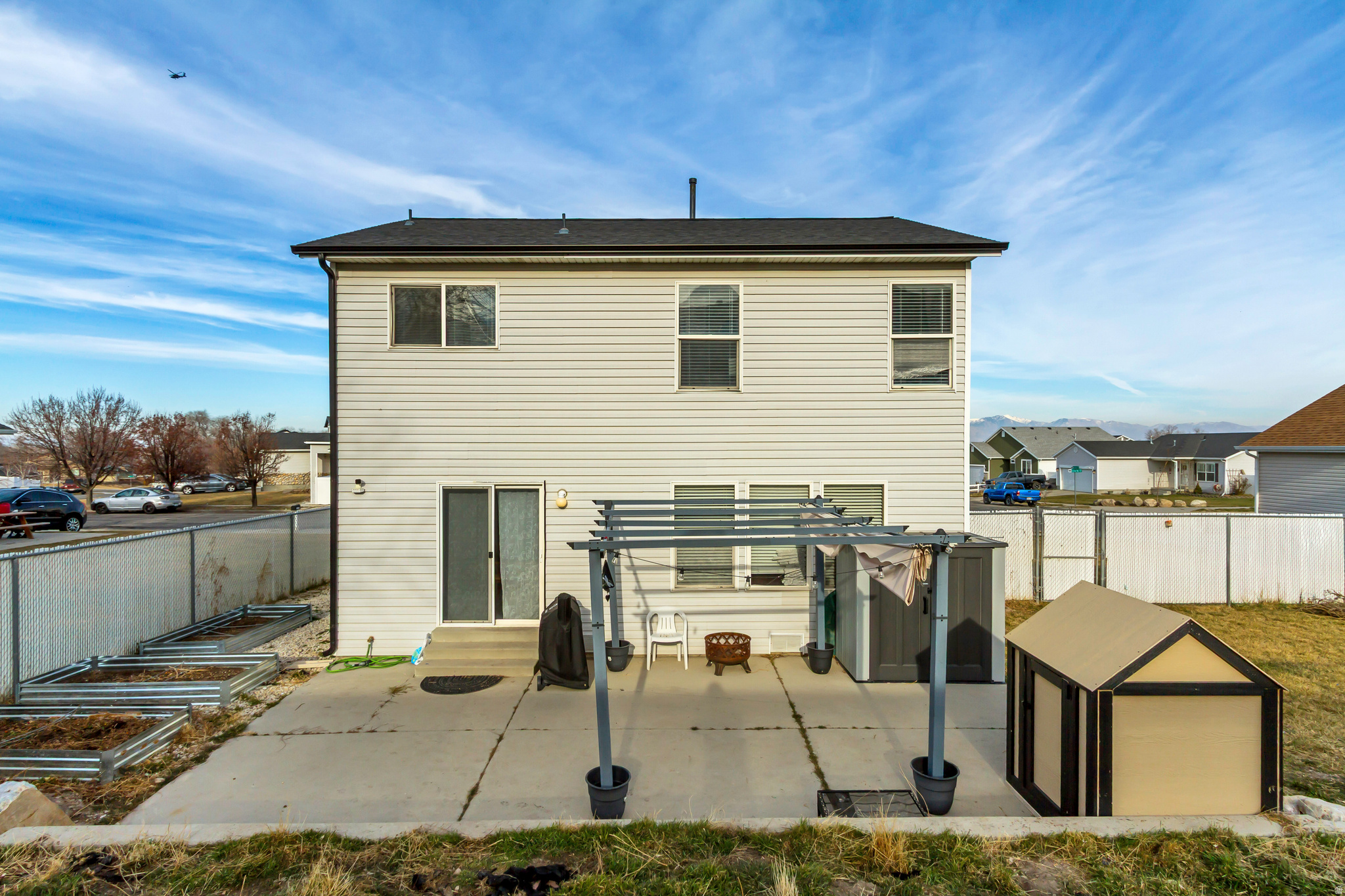 MEADOWS - Residential