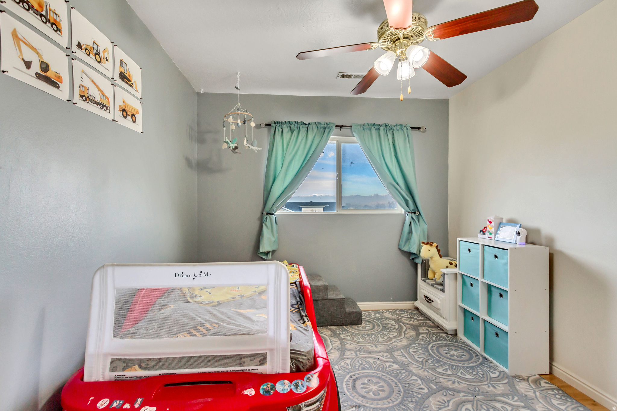 MEADOWS - Residential