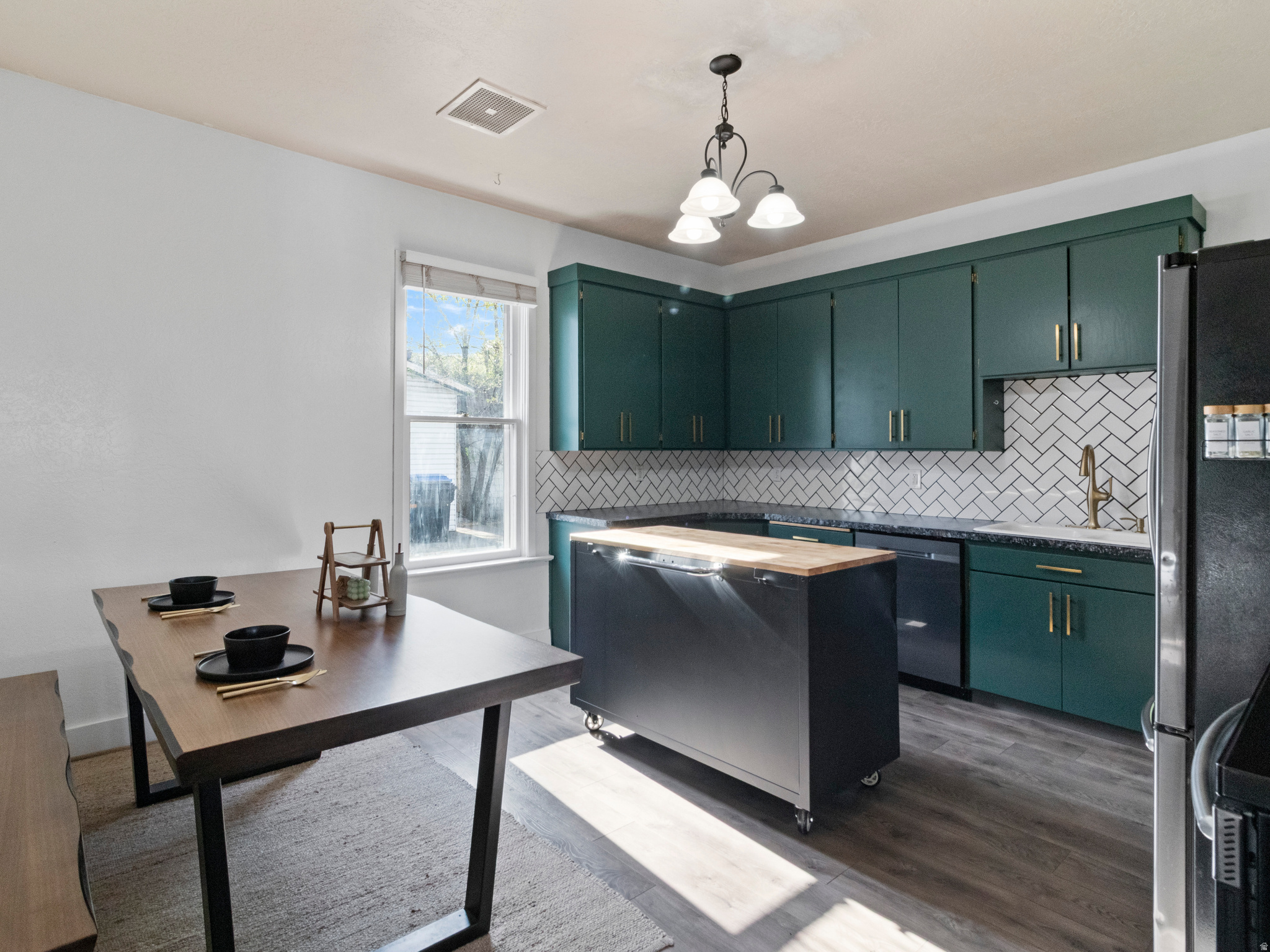 LOGAN ISLAND SVY - Residential