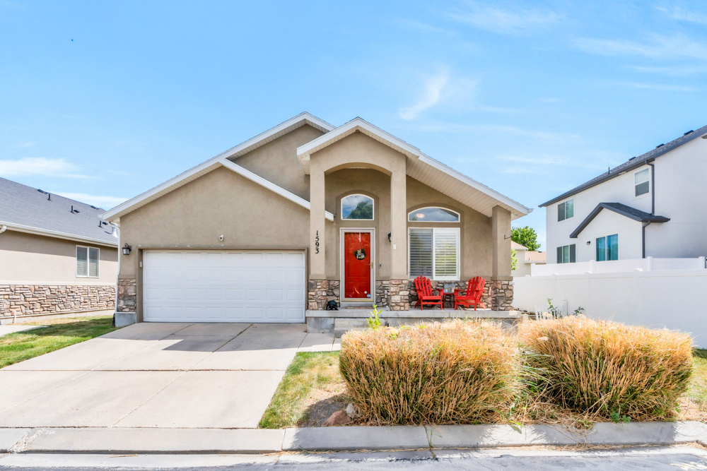 DOVE MEADOWS - Residential