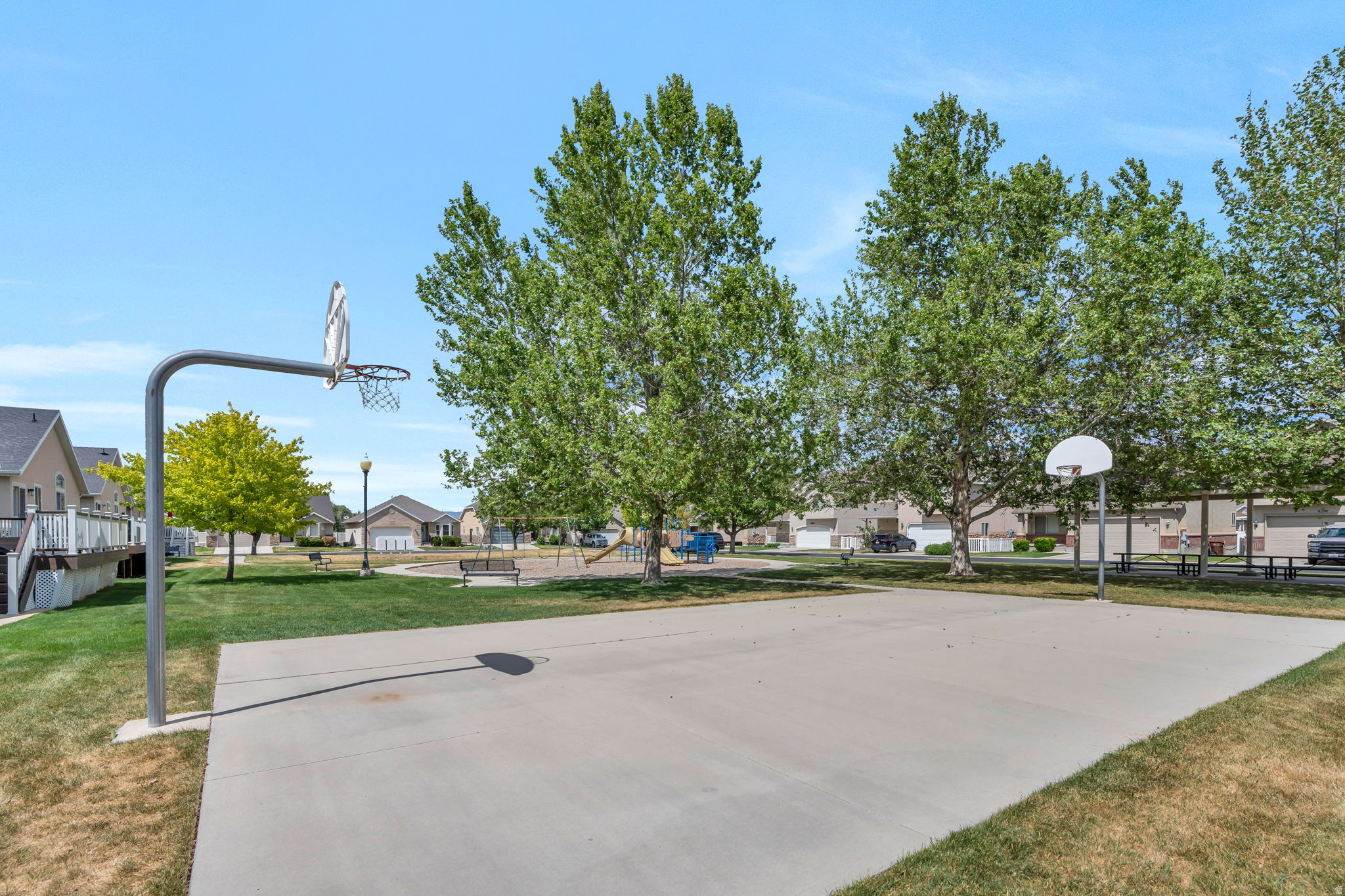 DOVE MEADOWS - Residential