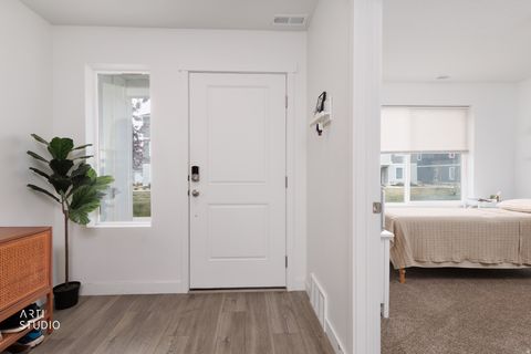 Tiny photo for 962 E DRIFTER LN #2257, Saratoga Springs, UT 84045 (MLS # 2151092)