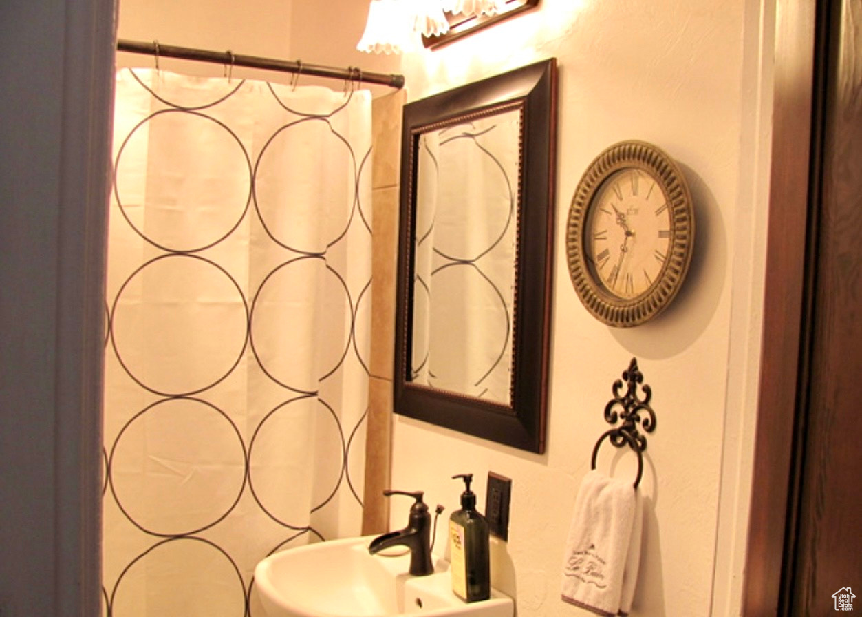 DIVIDABLE - Residential