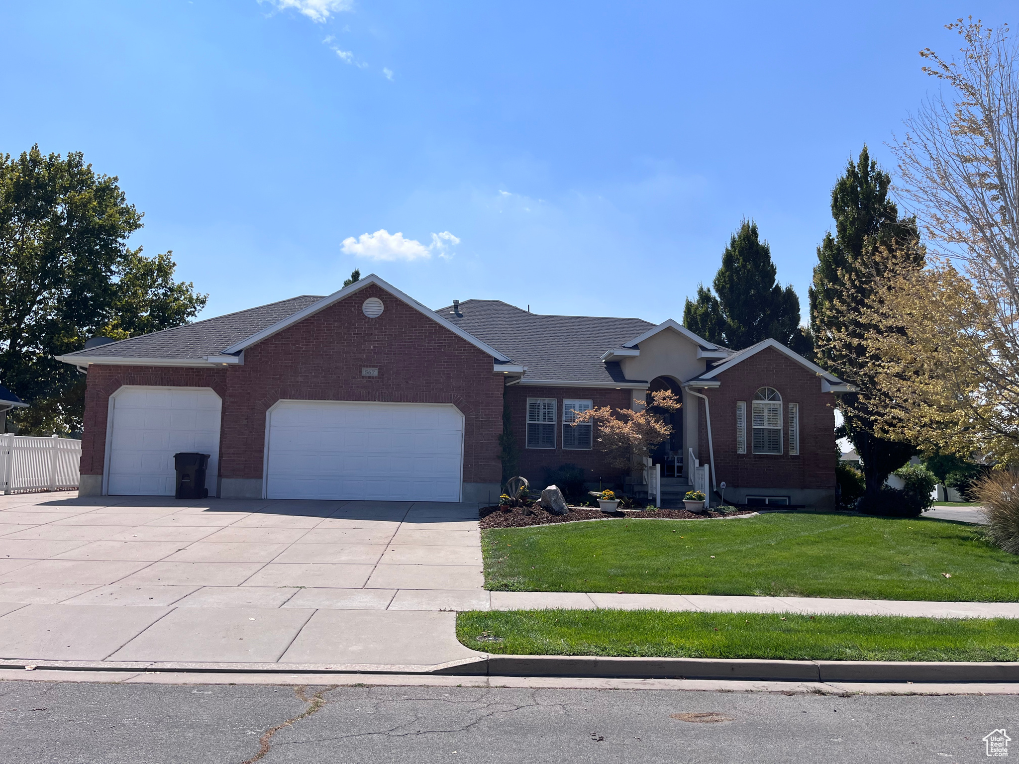 SUNSET FARMS - Residential