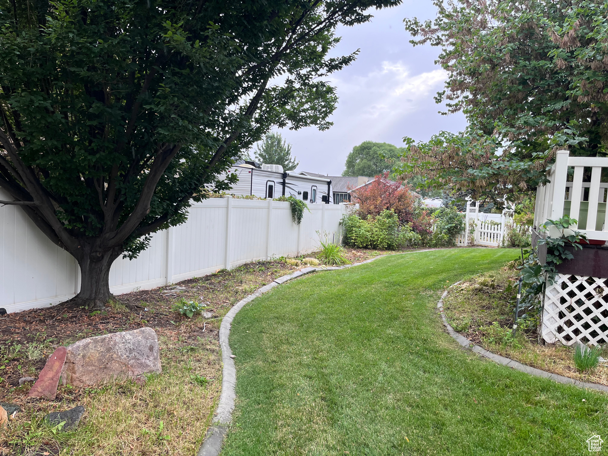 SUNSET FARMS - Residential