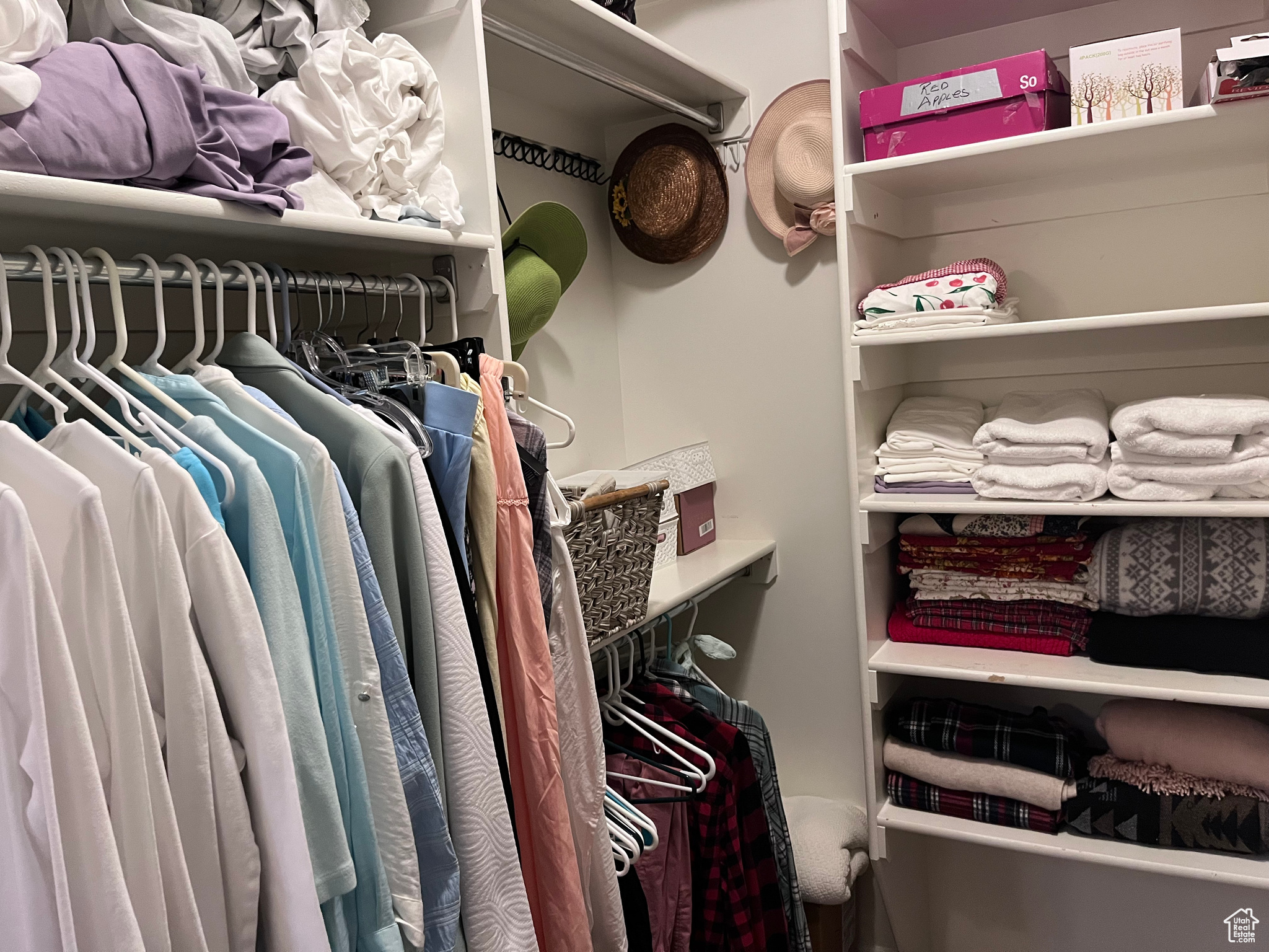 SUNSET FARMS - Residential