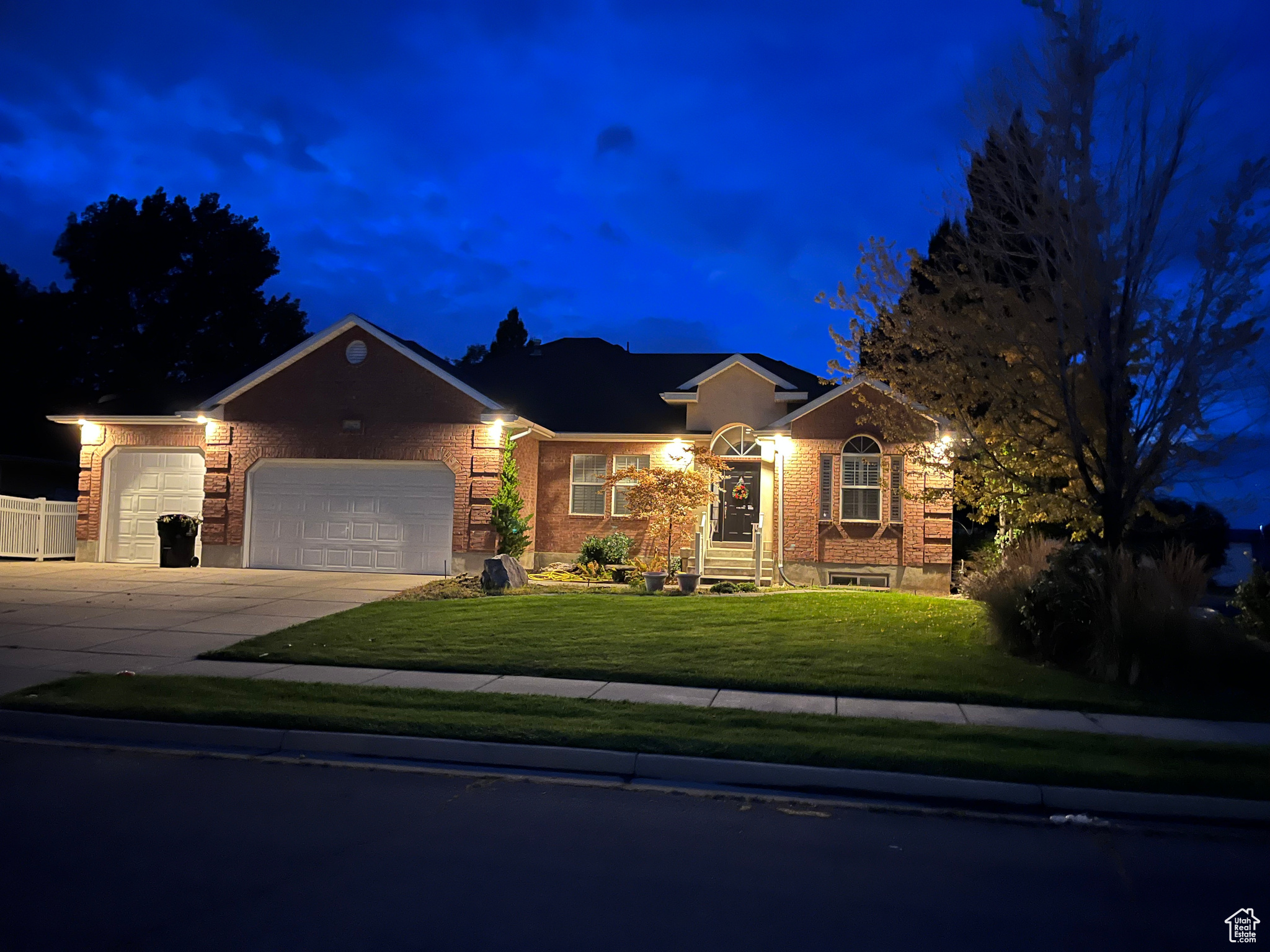 SUNSET FARMS - Residential