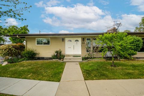 Tiny photo for 4533 S TANGLEWOOD DR E, Holladay, UT 84117 (MLS # 2152947)