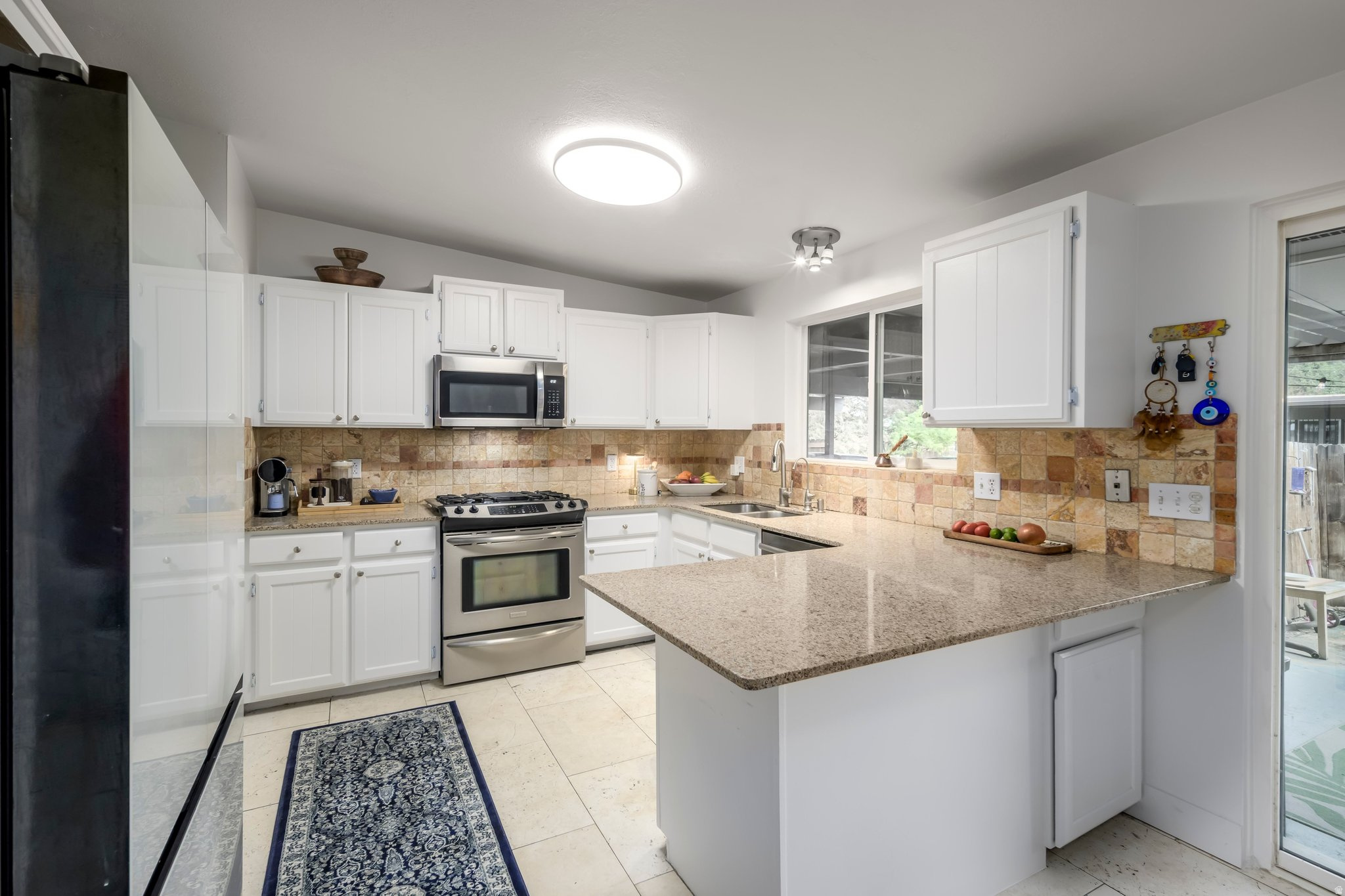 TANGLEWOOD CONDOS - Residential