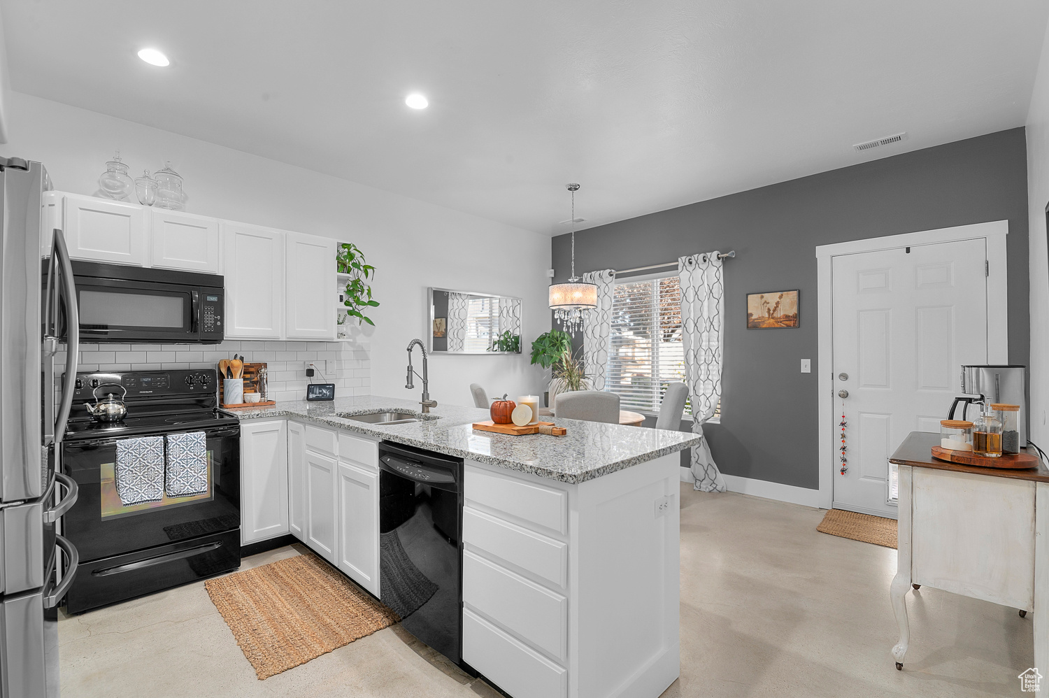 STONE CREEK - Residential