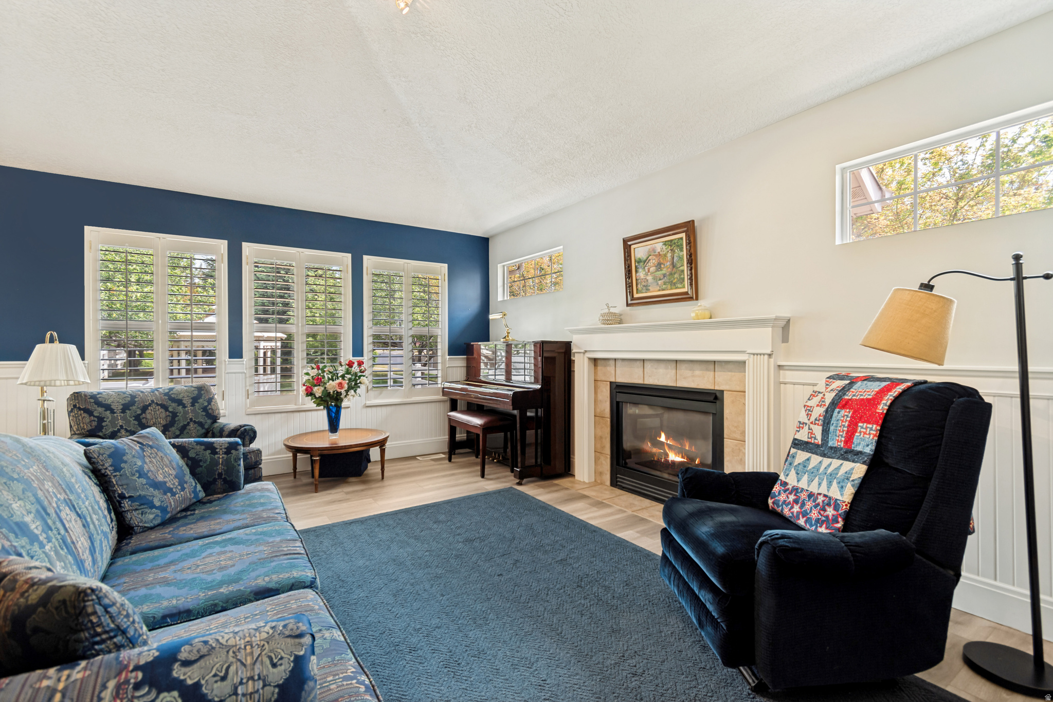 WYNDOM SQUARE - Residential