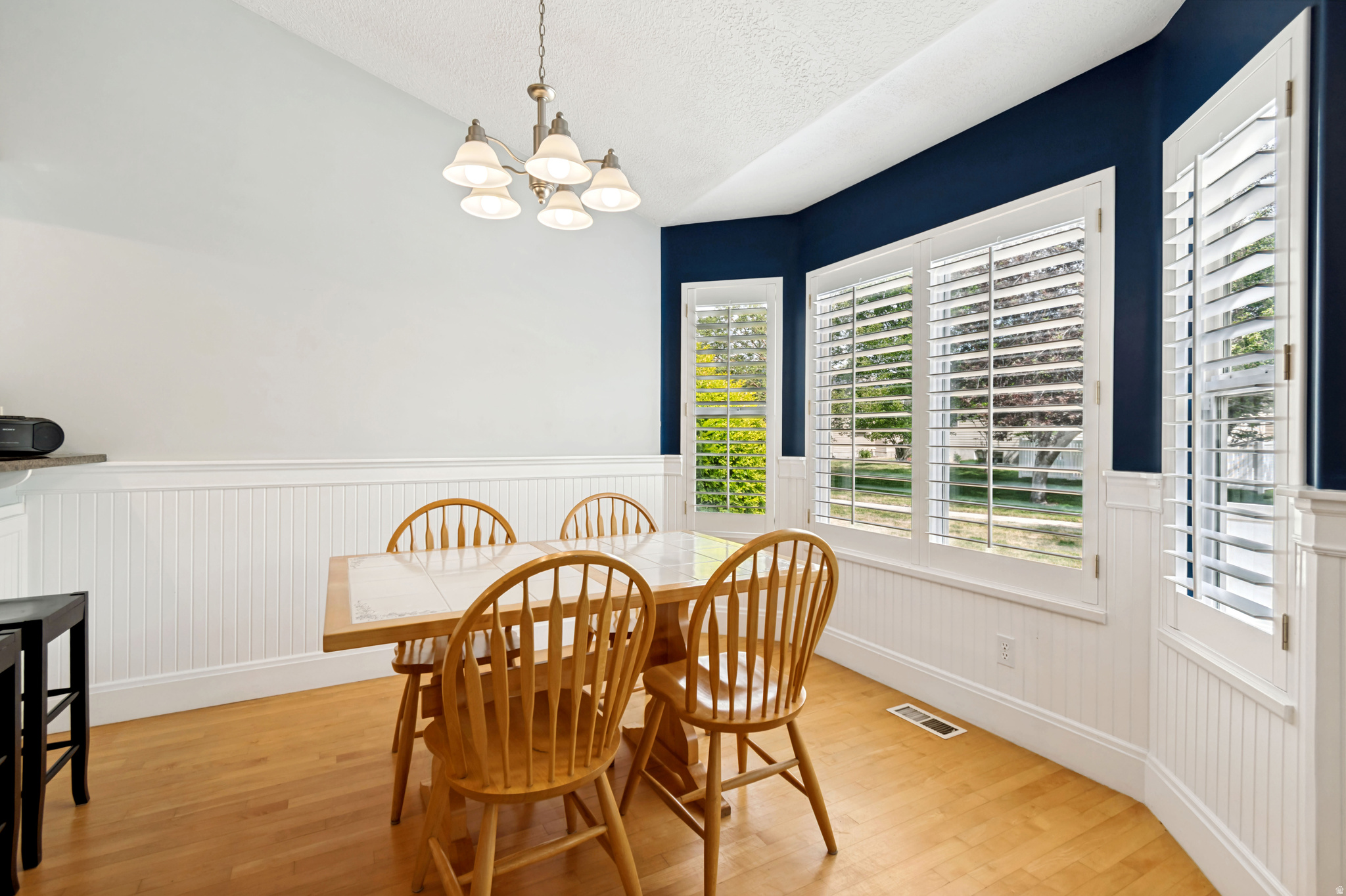 WYNDOM SQUARE - Residential