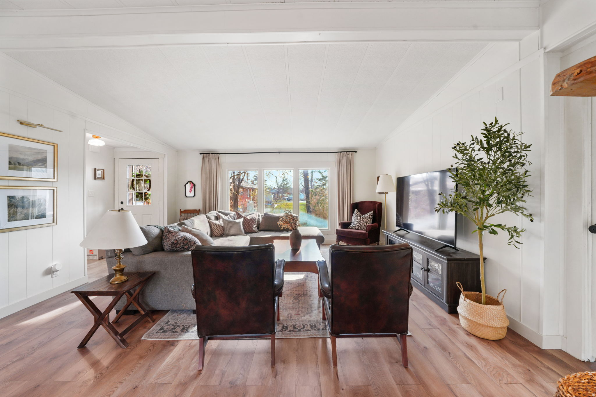 KAY LONG - Residential