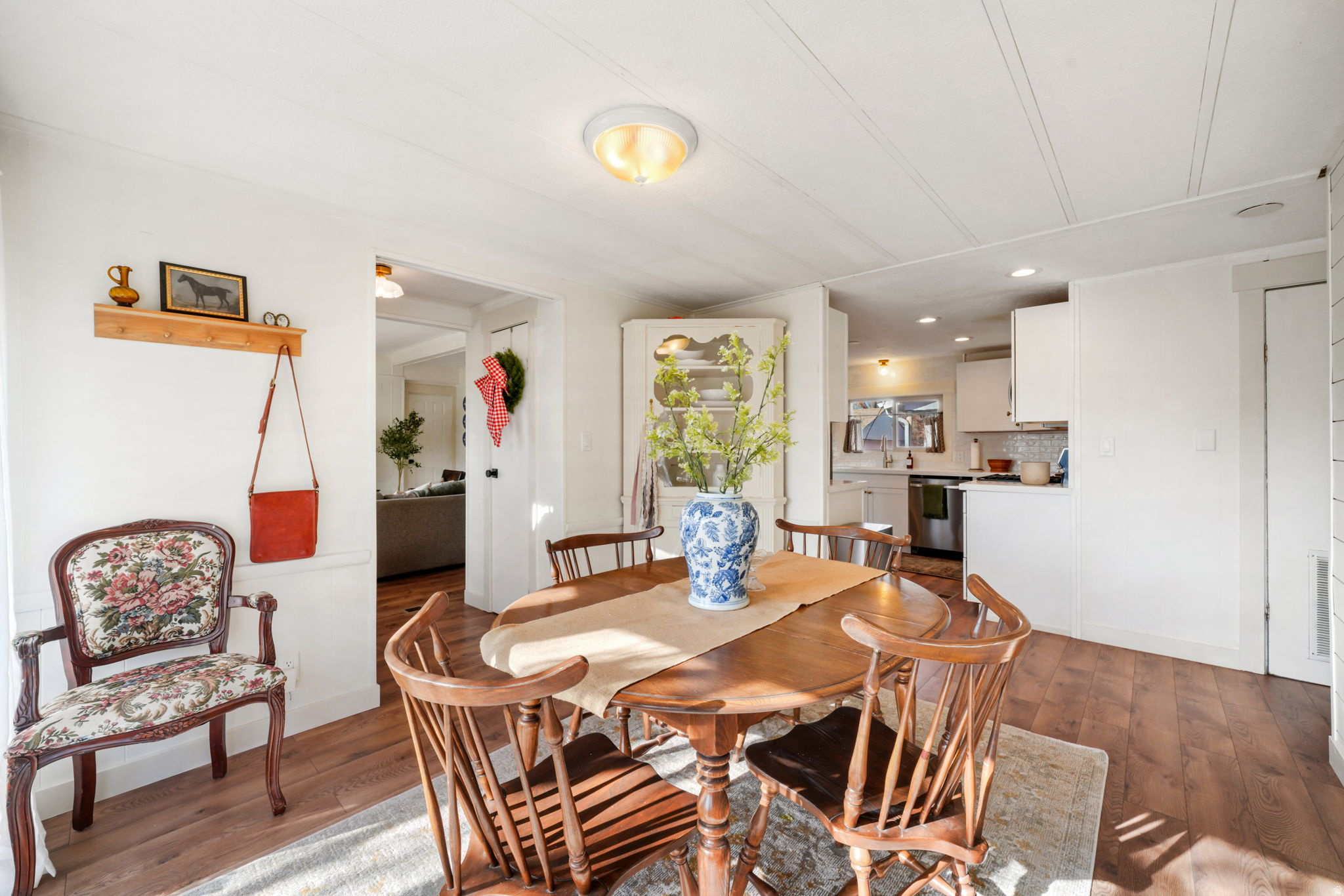 KAY LONG - Residential