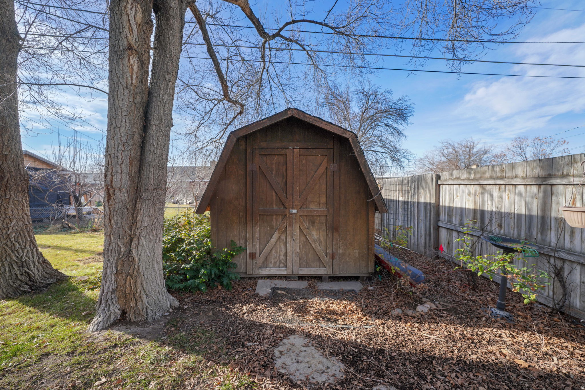 KAY LONG - Residential