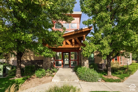 Tiny photo for 3749 W MANDRAKE WAY, South Jordan, UT 84095 (MLS # 2190178)