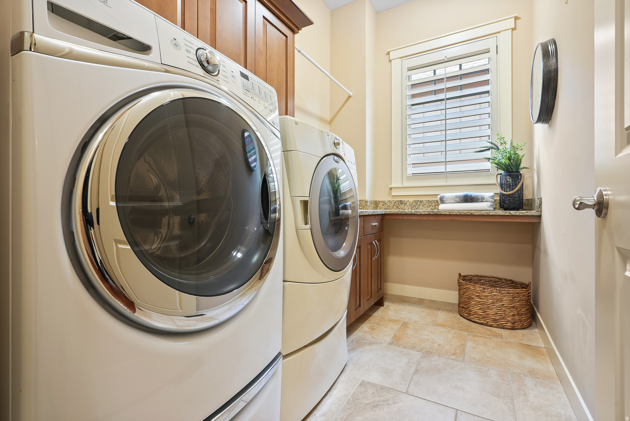 ARCADIA ON THE HILL - Residential