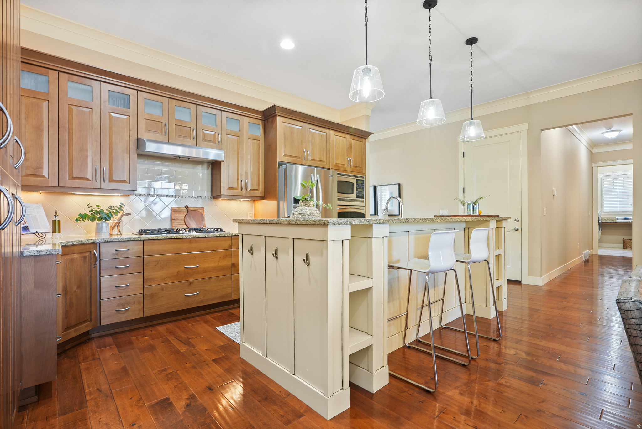 ARCADIA ON THE HILL - Residential