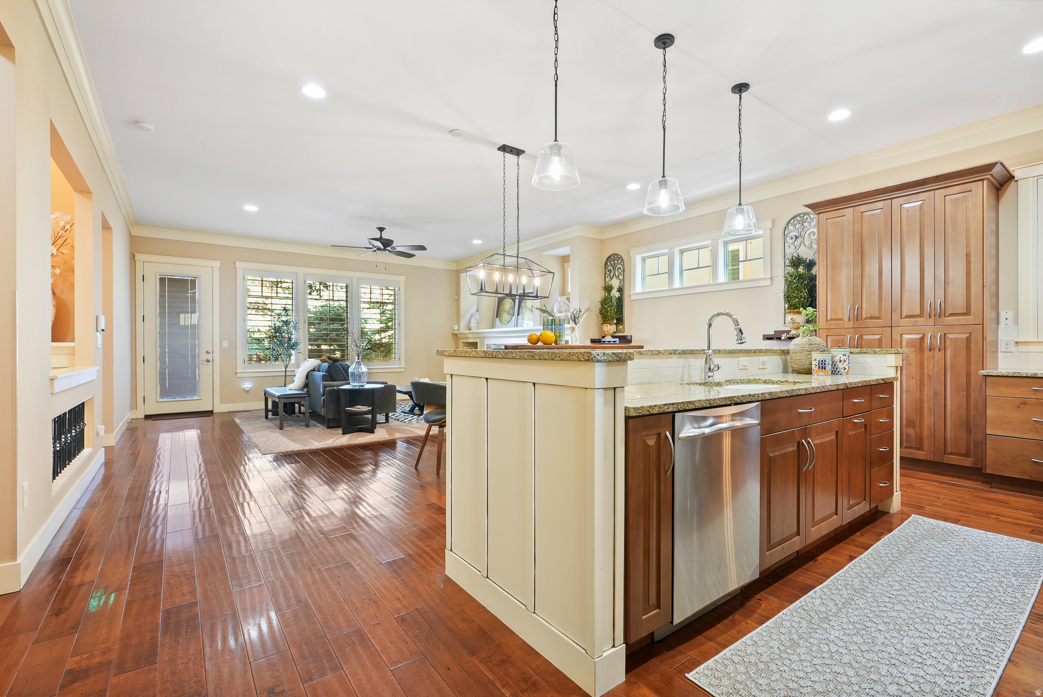 ARCADIA ON THE HILL - Residential