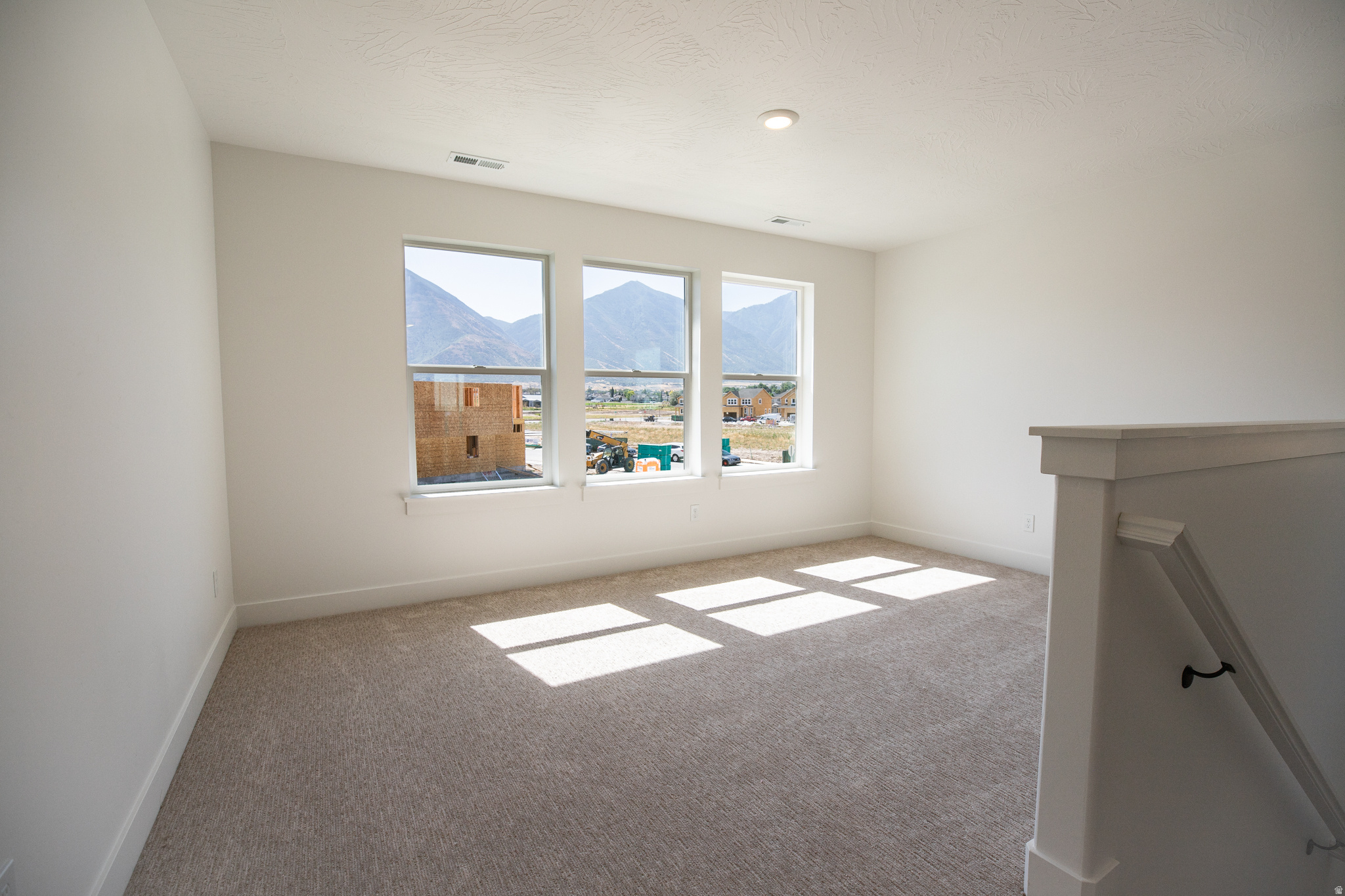 SALEM FIELDS - Residential