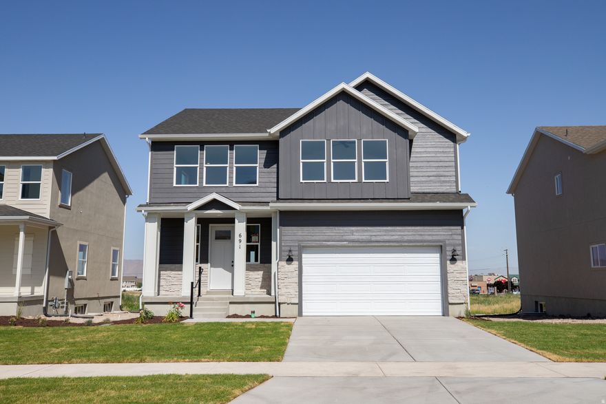 AMAZING $20,000 INCENTIVE TOWARDS CLOSING COSTS, RATE BUYDOWN, OR PRICE REDUCTION REGARDLESS OF LENDER! Must-See New Salem Fields Community! Move-in ready! This beautiful home built by Flagship Homes features 4 bedrooms + loft, 2.5 bathrooms, quartz countertops, 2 car garage, landscaped front yard, and partially fenced backyard (can be landscaped for an additional charge). The primary bedroom has a vaulted ceiling, large walk-in closet, and dual sinks with a separate tub/shower. With a huge unfinished basement, this home provides space for storage and room to grow. (If preferred, basement can be finished for an additional charge.) Call for more information or stop by our model home at 495 E 720 N Salem for a tour. Model home hours: Monday-Saturday 11 AM - 6 PM. Buyers to verify all information. Square footage is from house plans