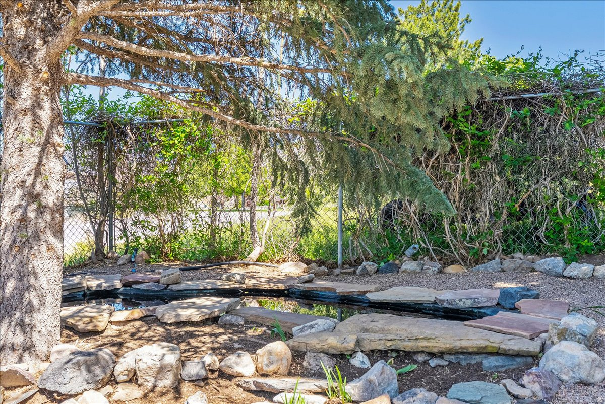 SALEM HILLS - Residential