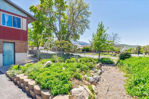 Tiny photo for 11 S CLARK LN, Elk Ridge, UT 84651 (MLS # 2155129)
