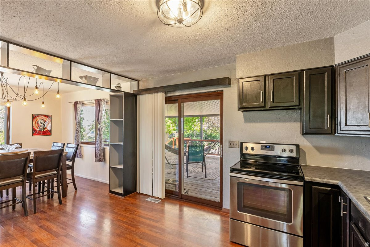 SALEM HILLS - Residential