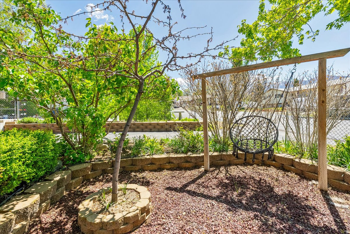 SALEM HILLS - Residential
