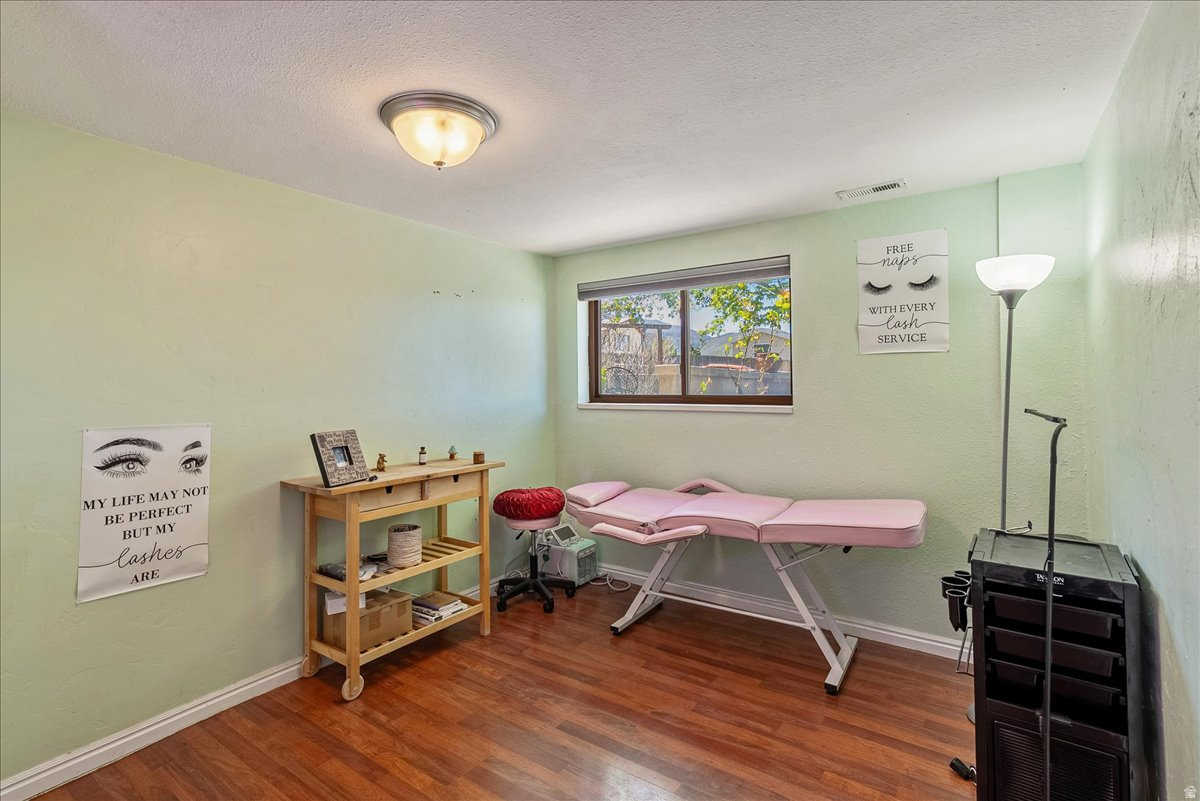 SALEM HILLS - Residential