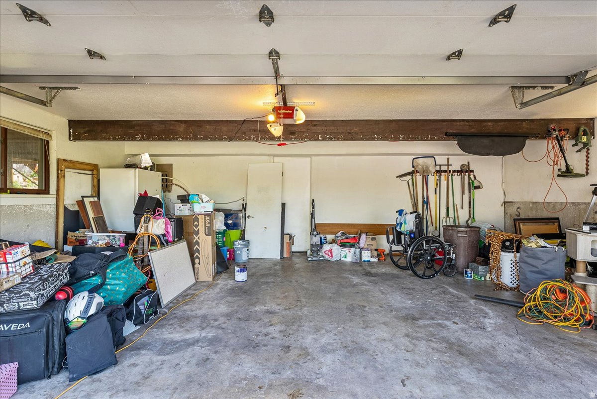 SALEM HILLS - Residential