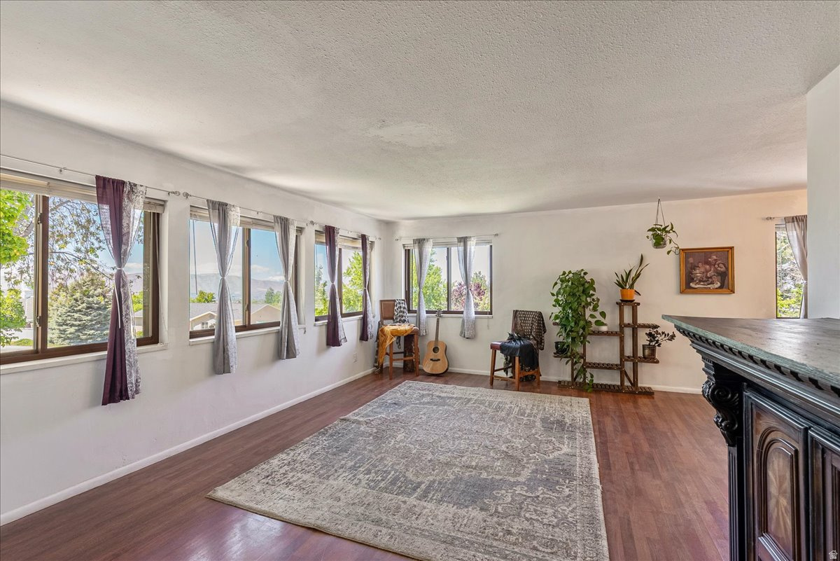 SALEM HILLS - Residential