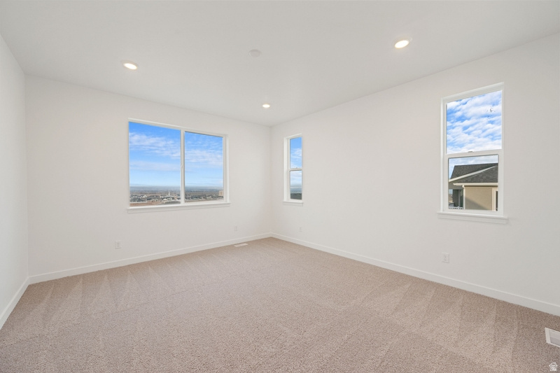 CANTON RIDGE - Residential